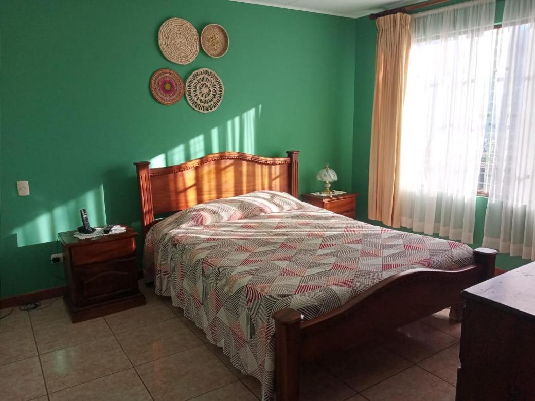 Hotel Las Brumas Cartago Zewnętrze zdjęcie