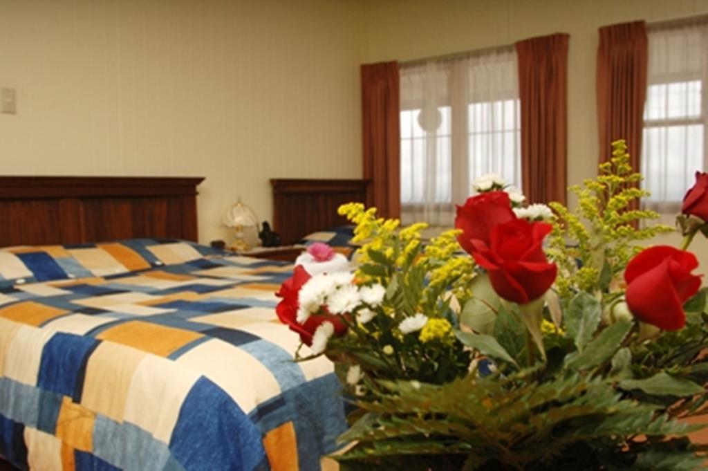 Hotel Las Brumas Cartago Pokój zdjęcie
