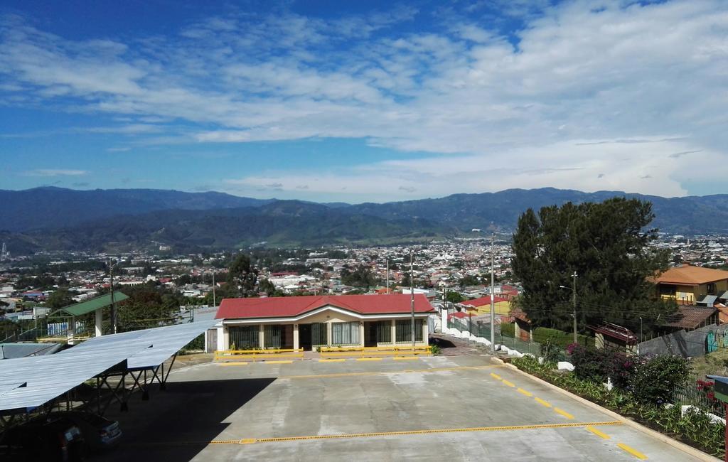 Hotel Las Brumas Cartago Zewnętrze zdjęcie