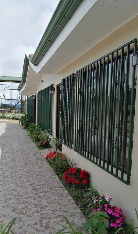 Hotel Las Brumas Cartago Zewnętrze zdjęcie