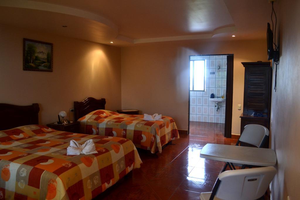 Hotel Las Brumas Cartago Zewnętrze zdjęcie