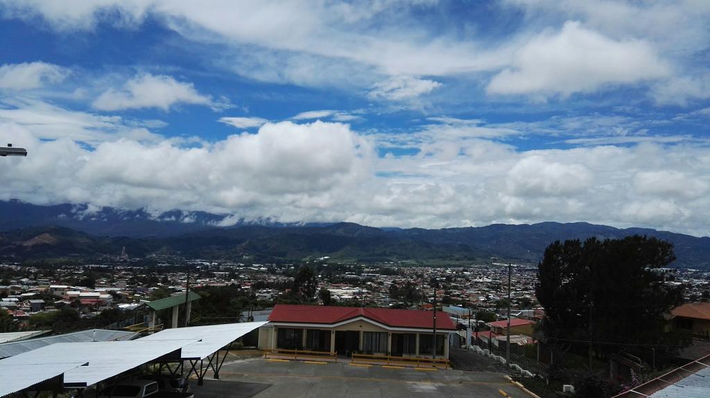 Hotel Las Brumas Cartago Zewnętrze zdjęcie