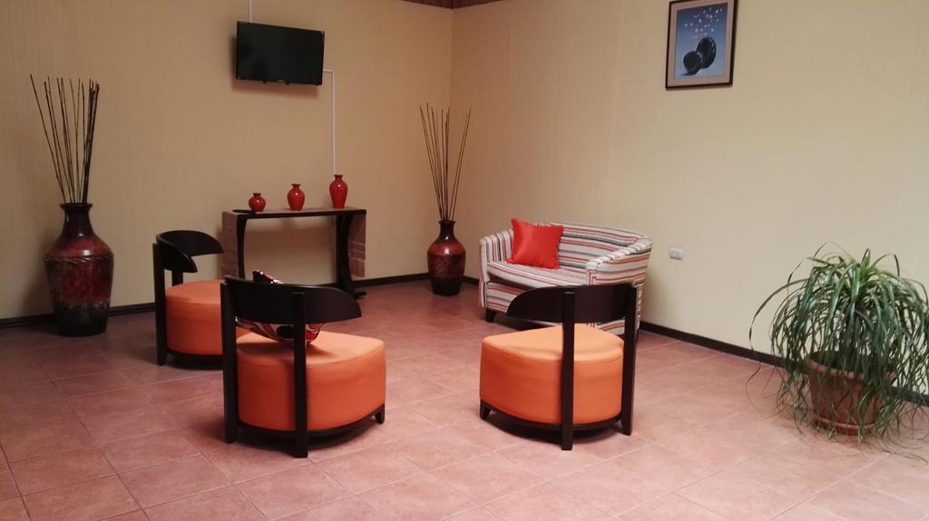Hotel Las Brumas Cartago Zewnętrze zdjęcie