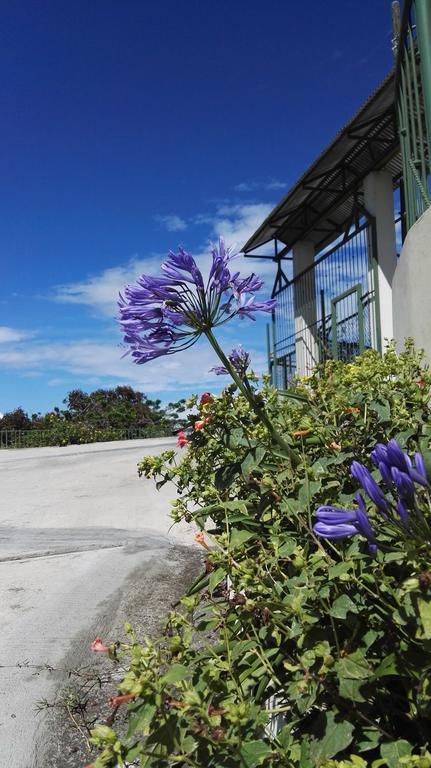 Hotel Las Brumas Cartago Zewnętrze zdjęcie